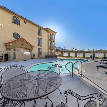 Best Western Plus John Jay Inn & Suites Palmdale Bagian luar foto